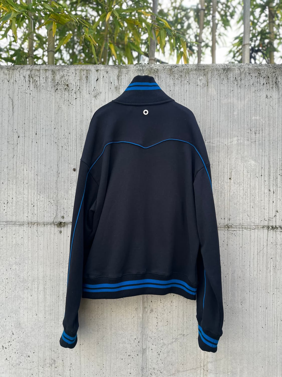 KIMUIR 파이핑 트랙 집업 자켓  상품이미지2