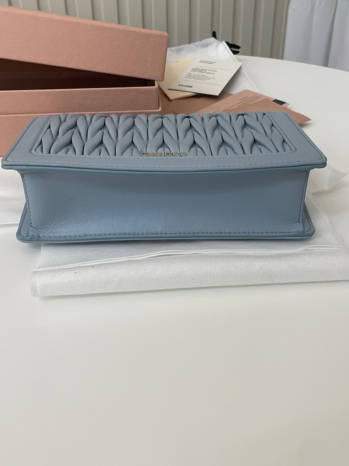 미우미우 마테라쎄 체인 크로스백 상품이미지6