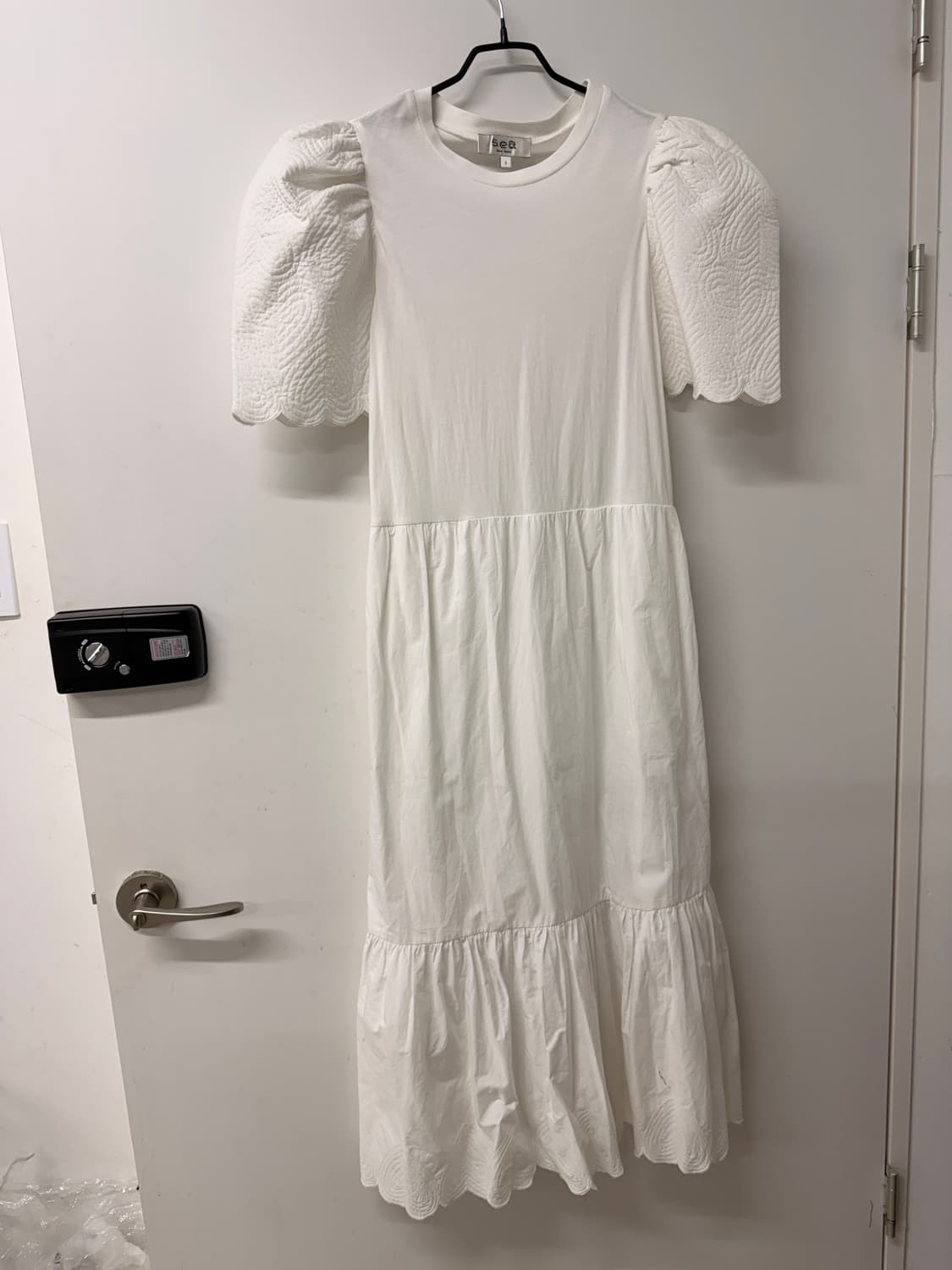 씨뉴욕 SEA NY 화이트 퍼프 롱 원피스 S (새제품) 상품이미지1