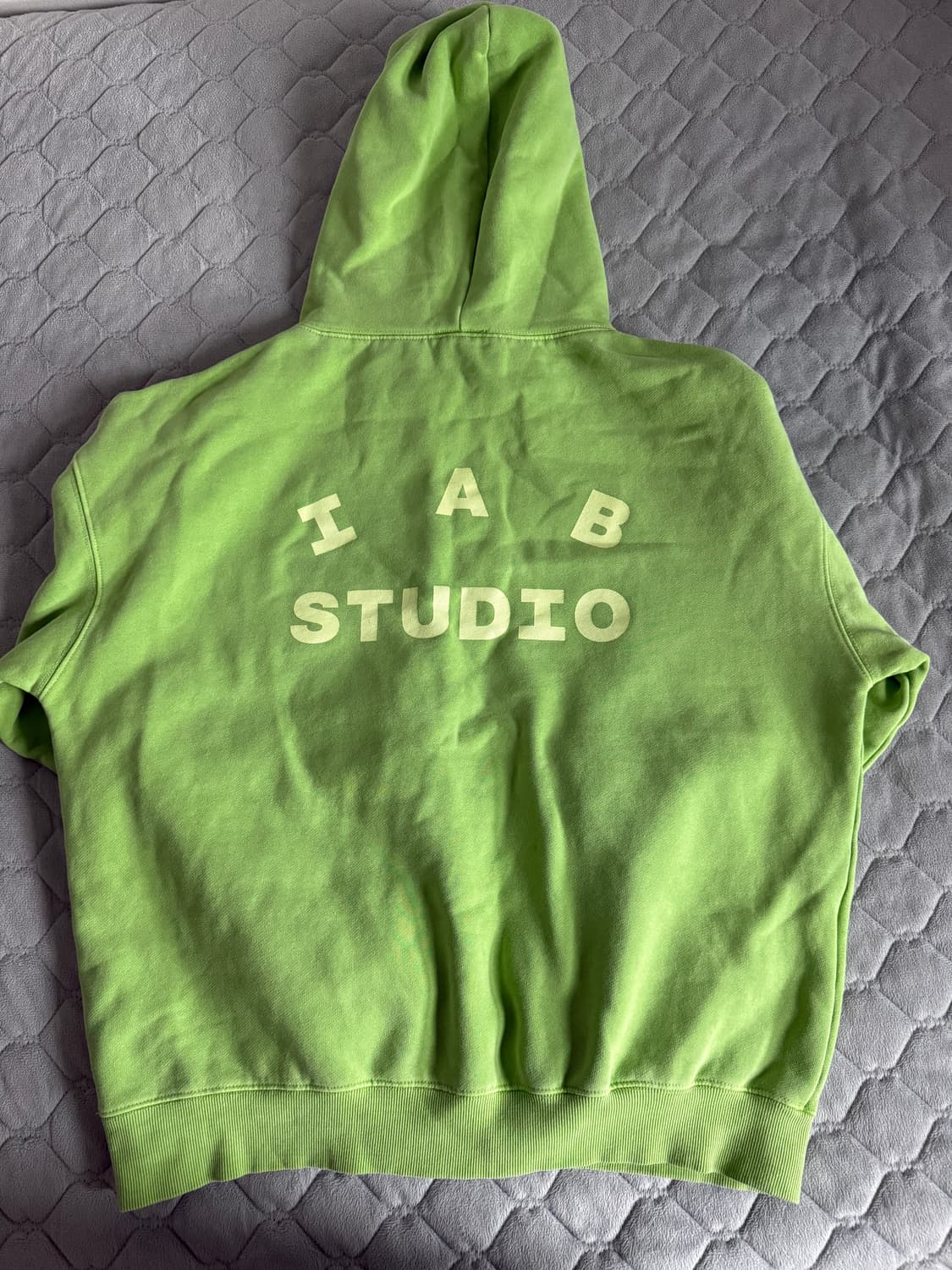 아이앱 스튜디오 후드티 상품이미지3