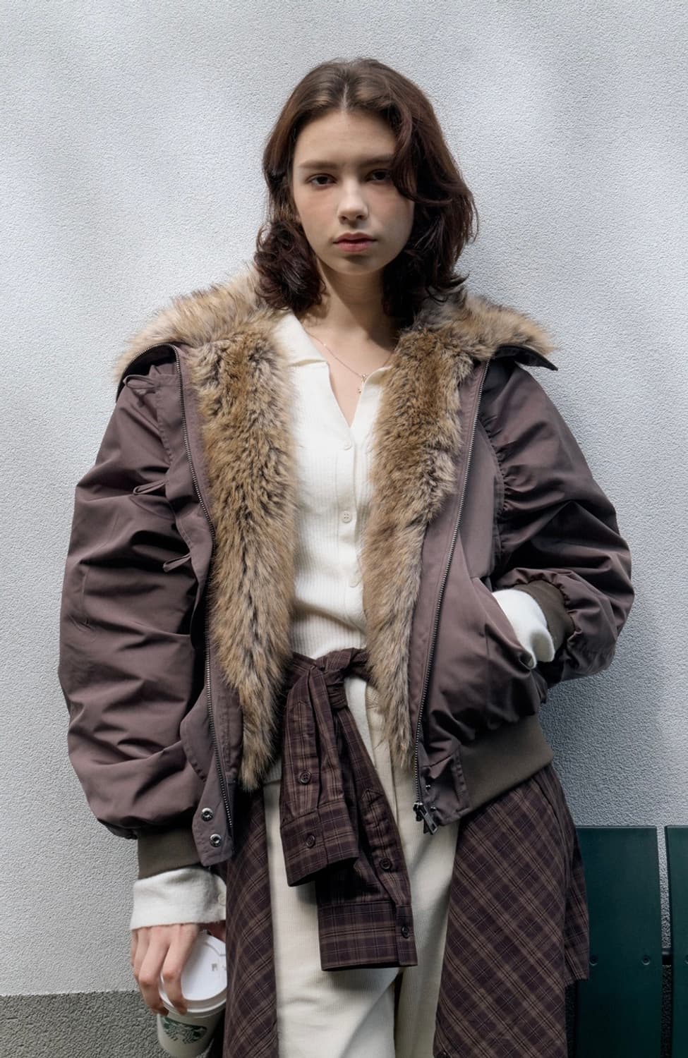 아이토브 서울 셔링 크롭 퍼야상 점퍼 상품이미지3