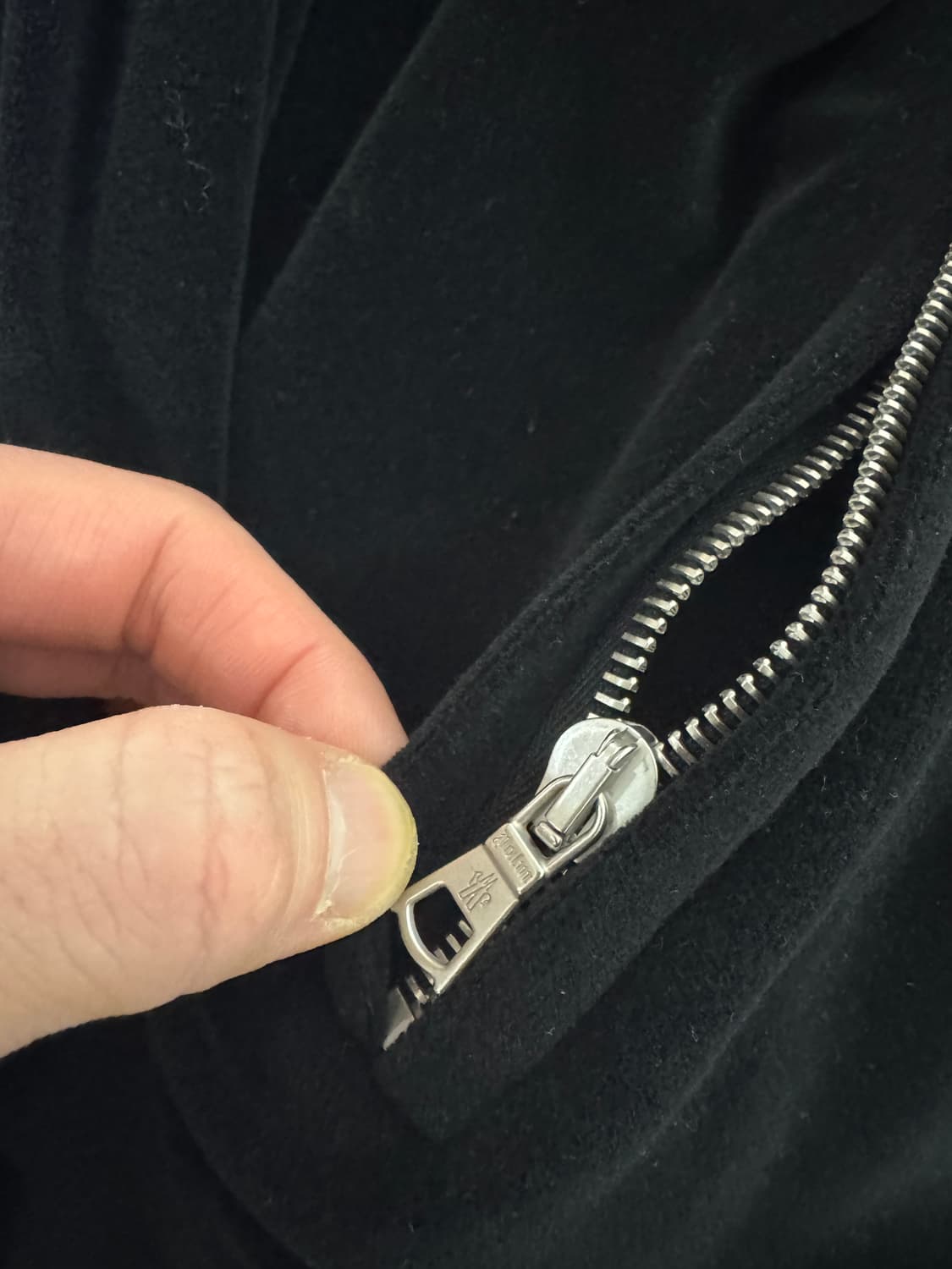 정품 몽클레어 팜엔젤스 벨벳 로고 자켓 상품이미지4