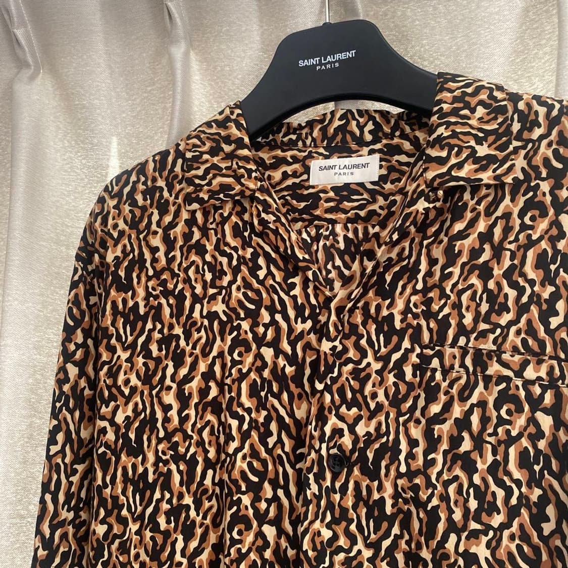 [강동원님 착용] 생로랑 21ss 레오파드 셔츠 상품이미지7