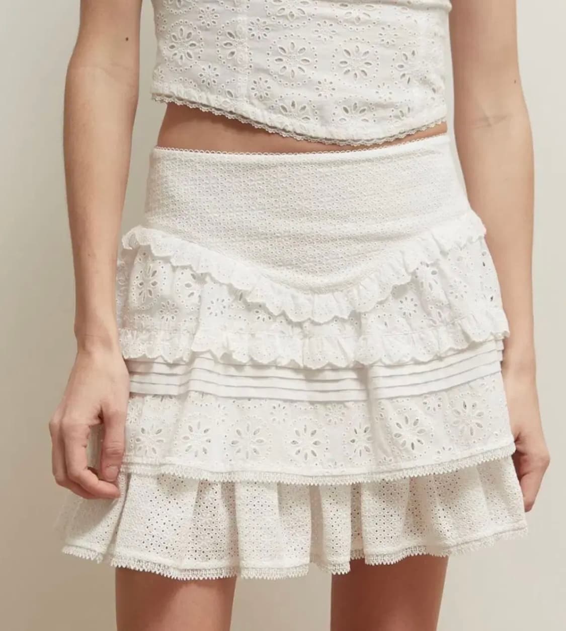 솔티페블 FLOWER LACE COTTON SKIRT 미니 스커트 화이트 상품이미지1