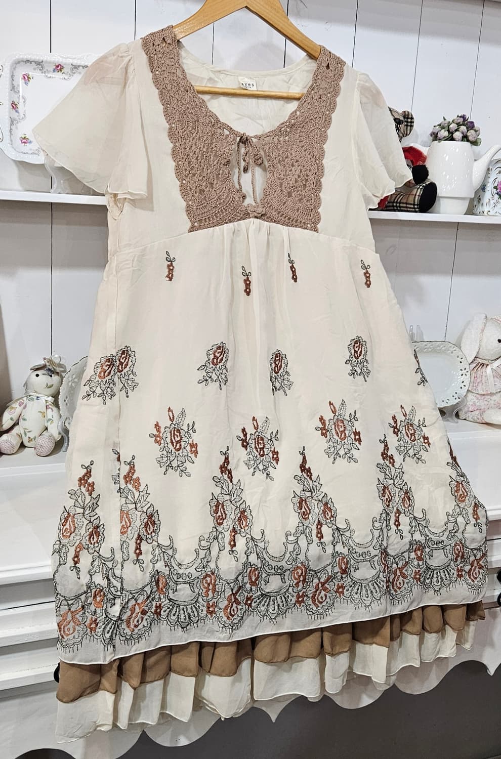 엑시즈팜(axes femme) 크로쉐 레이스 자수 원피스 상품이미지2