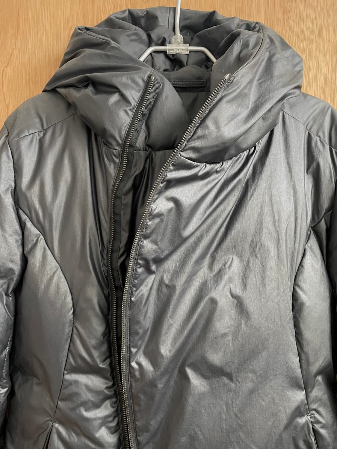 어태치먼트 사선집업 다운 패딩 자켓 상품이미지4