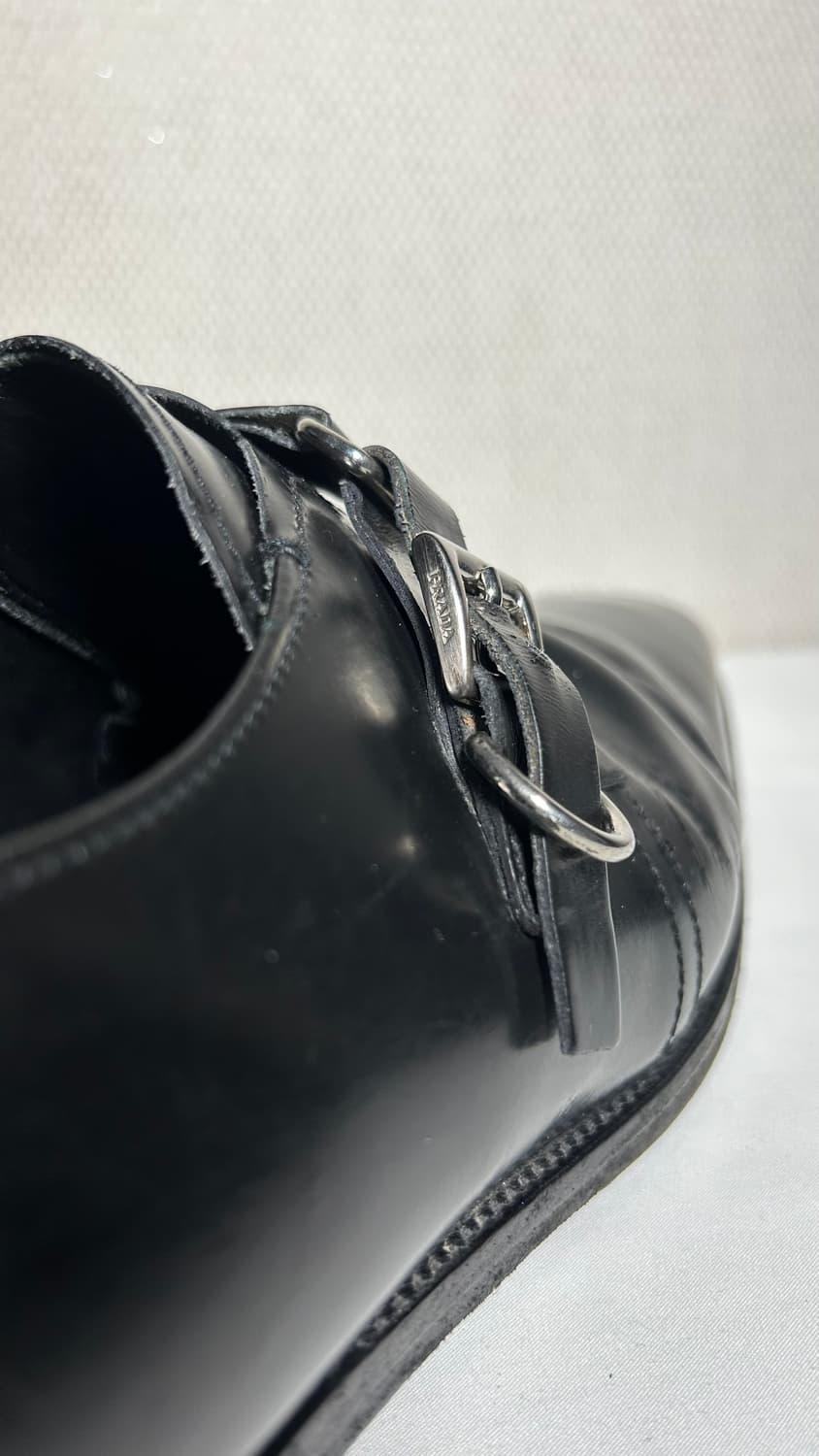 프라다 스트랩 로퍼 상품이미지2