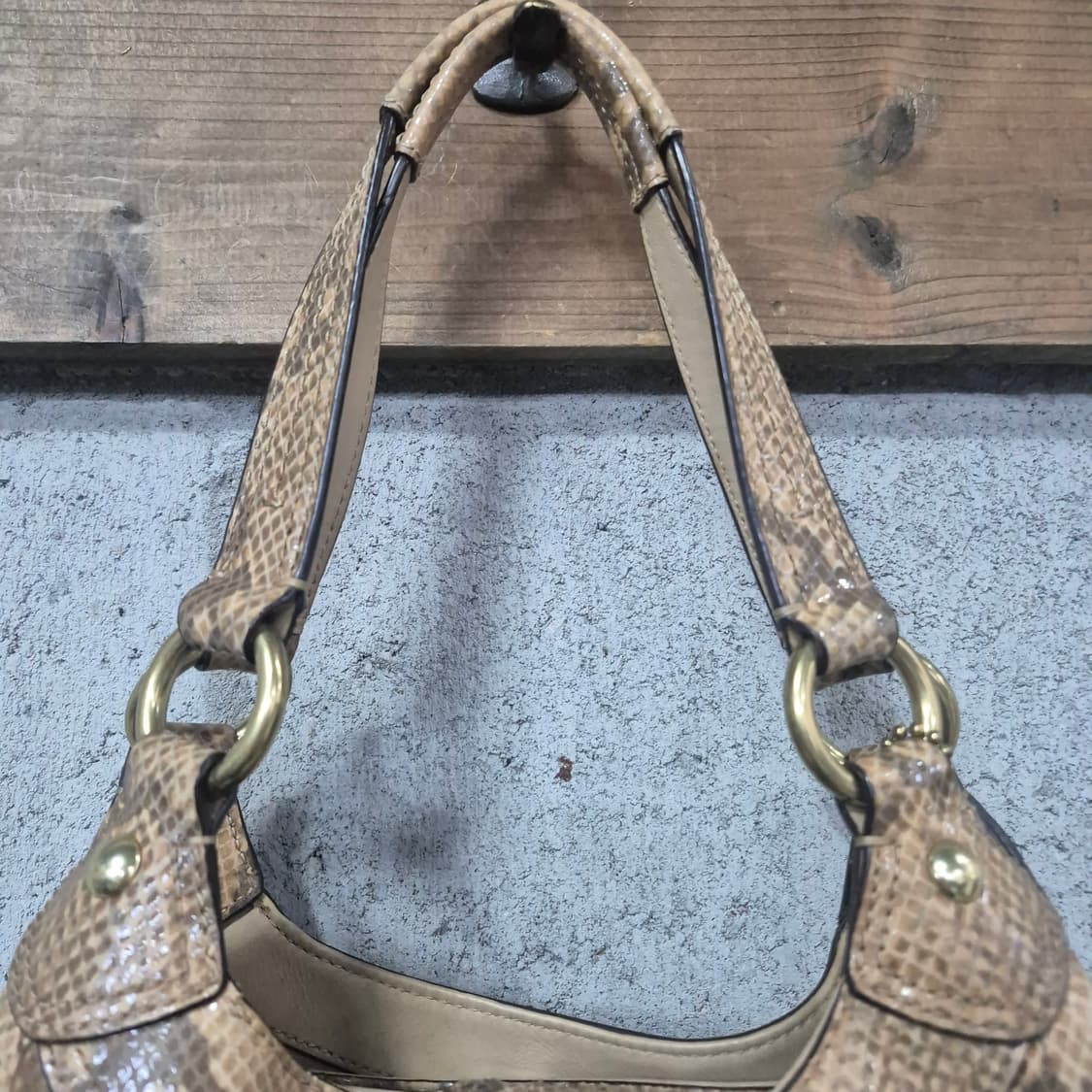 코치 파이톤 호보백 상품이미지9