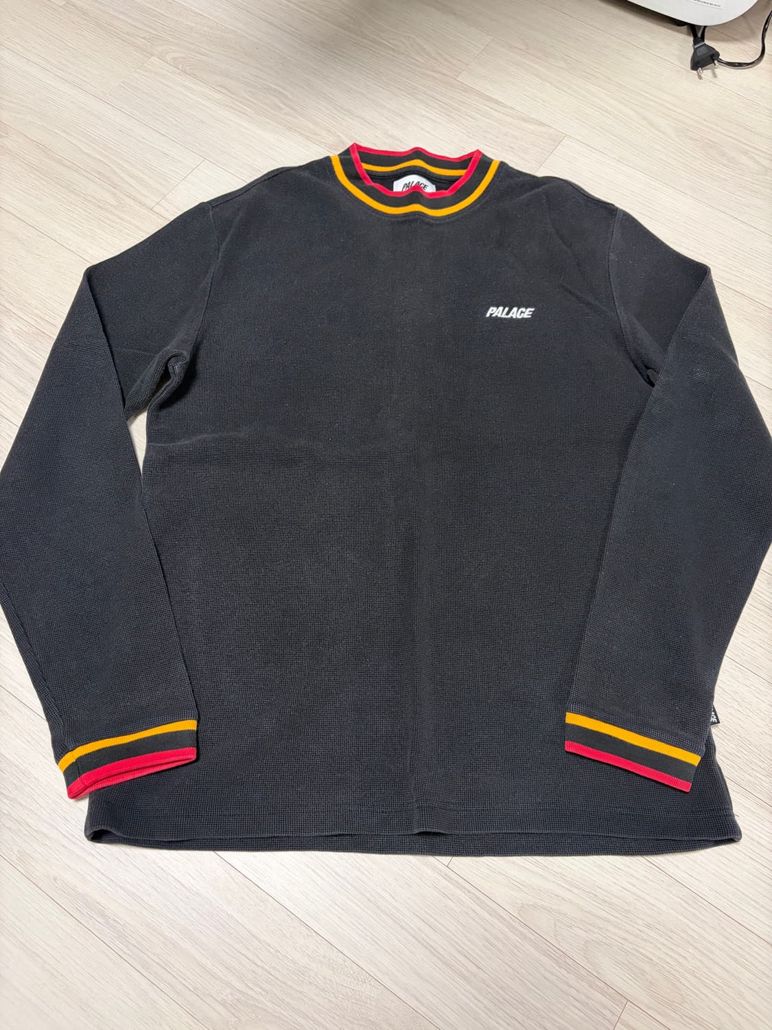 팔라스 니트 롱슬리브 상품이미지1