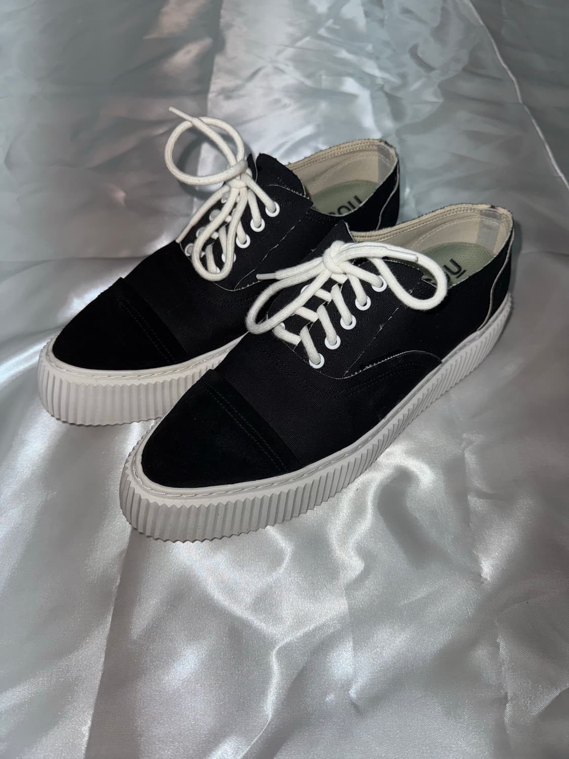 언더커버리즘 블랙 캔버스 로우탑 스니커즈 (260mm) 상품이미지1