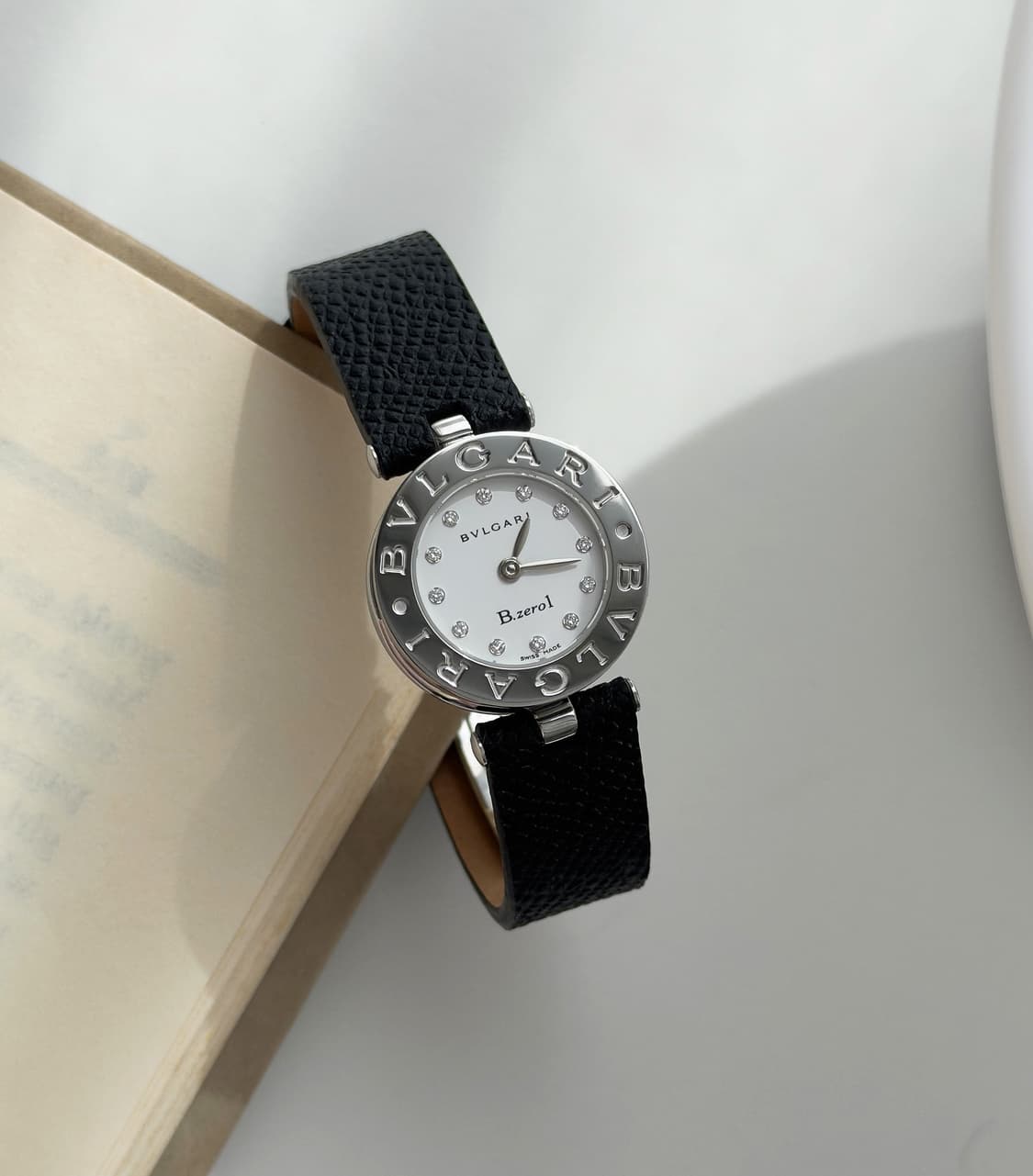 불가리 비제로원 12P 화이트 다이얼 시계 상품이미지2