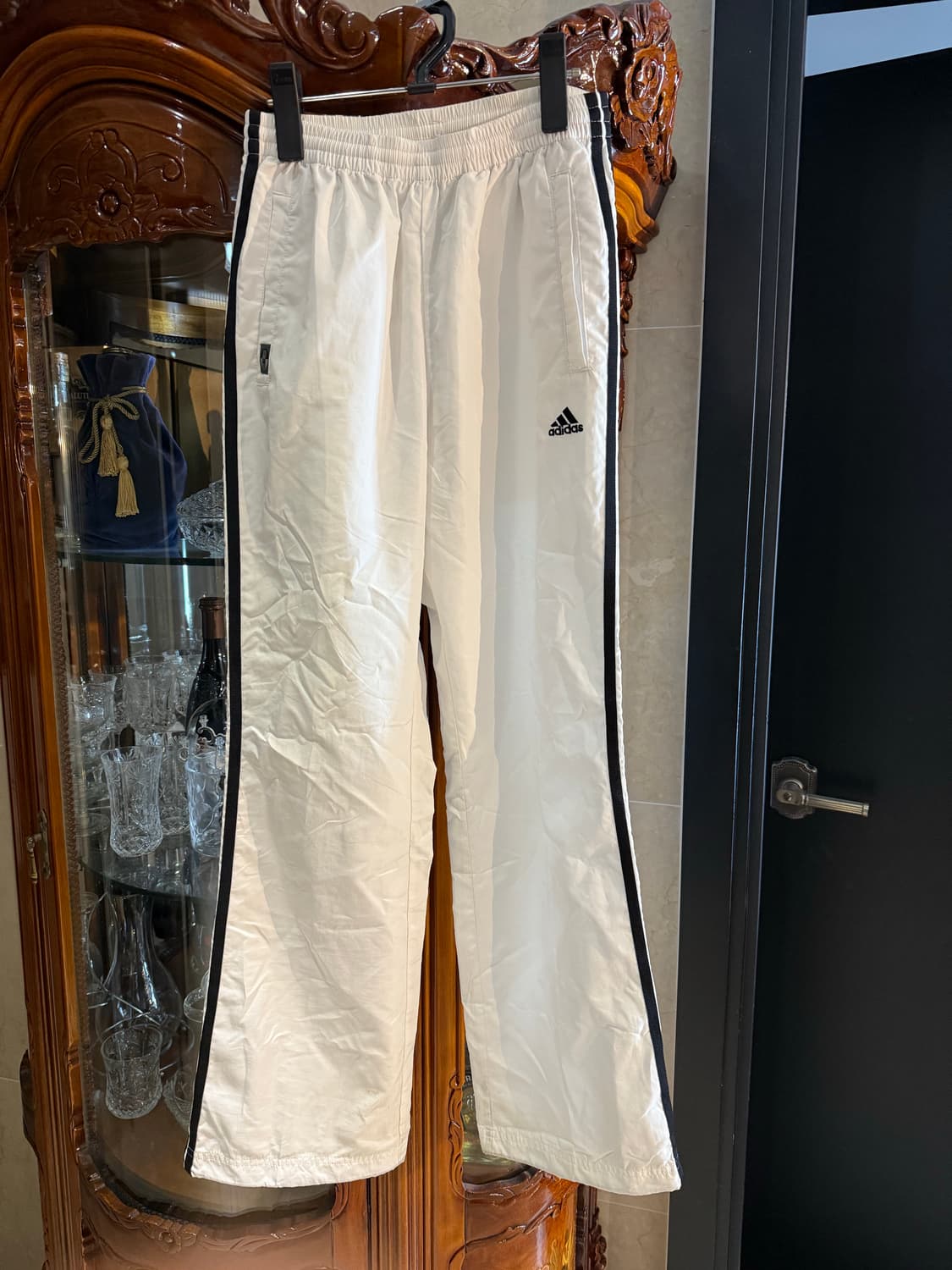 아디다스 화이트 트랙팬츠 상품이미지1