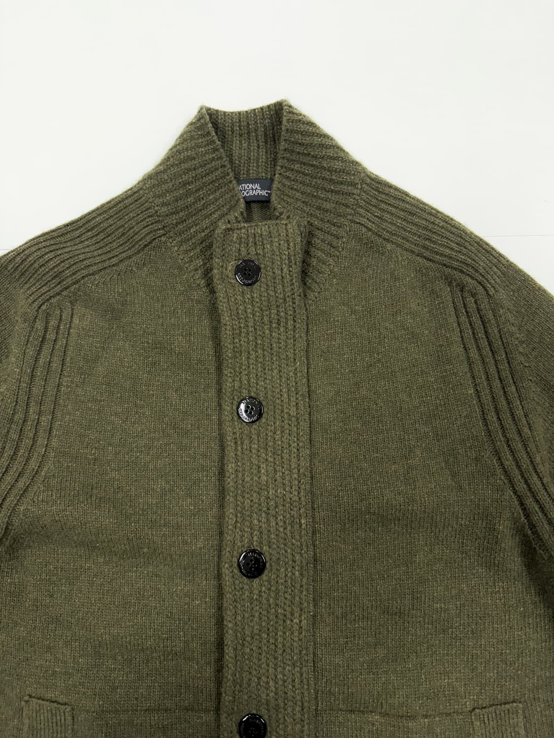 내셔널지오그래픽 하이넥 풀집업니트 상품이미지3