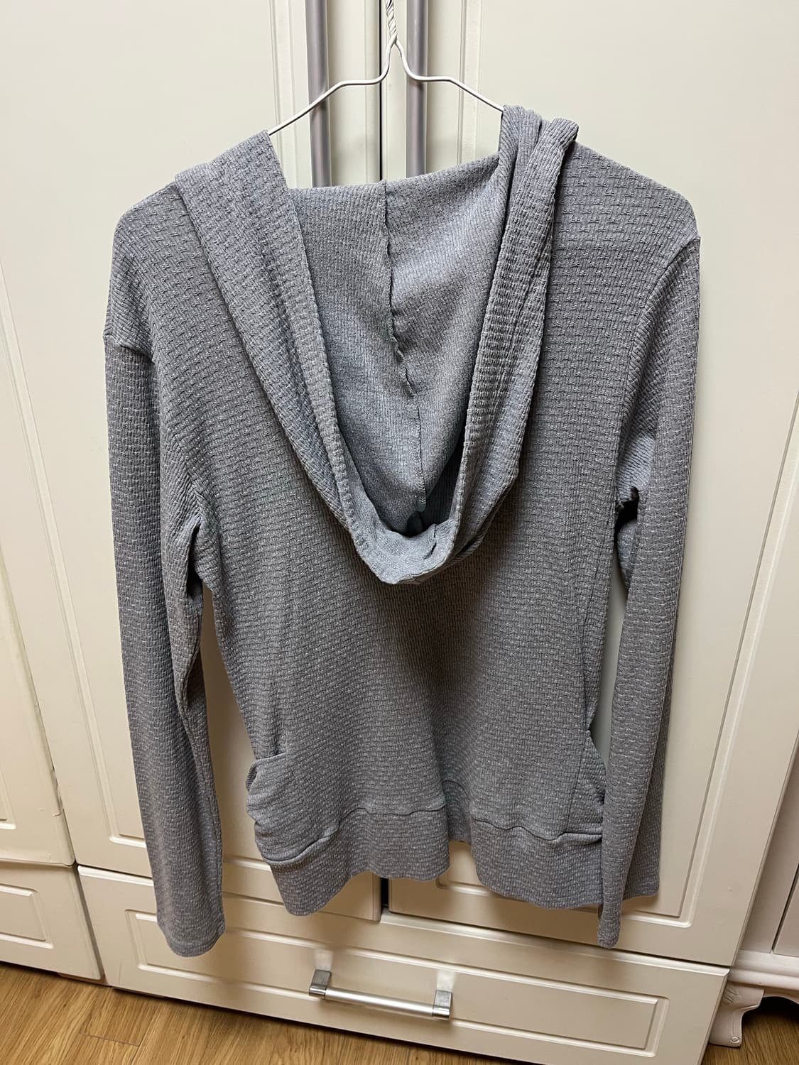 허그유어스킨 후드 리본 가디건 그레이 허유스 상품이미지4