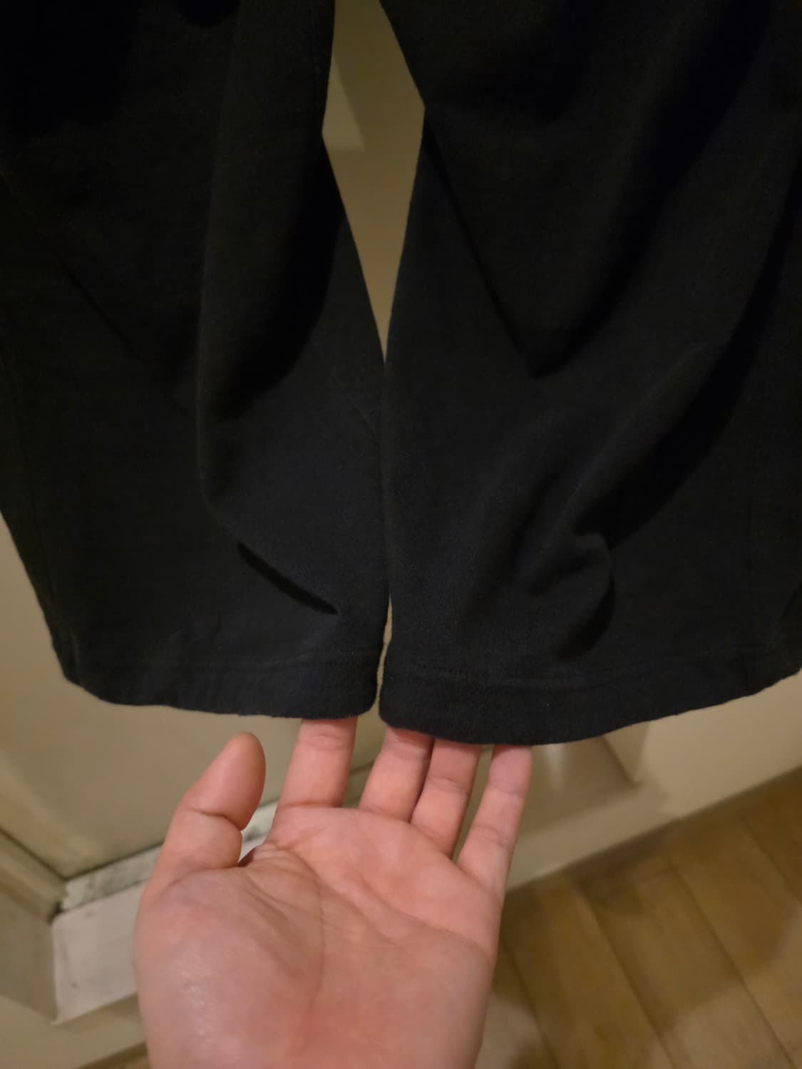 2size1회착 택포65만)24ss코모리 코튼 니턱 팬츠 상품이미지5