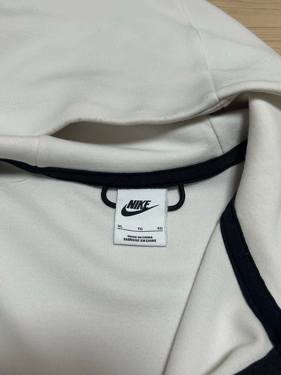 나이키 테크팩 화이트 셋업 상품이미지6