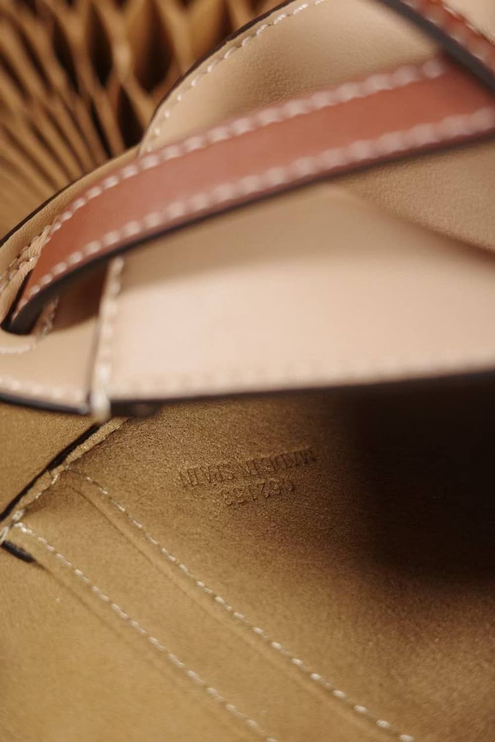 로에베(LOEWE) 미니 게이트 듀얼 백 상품이미지3