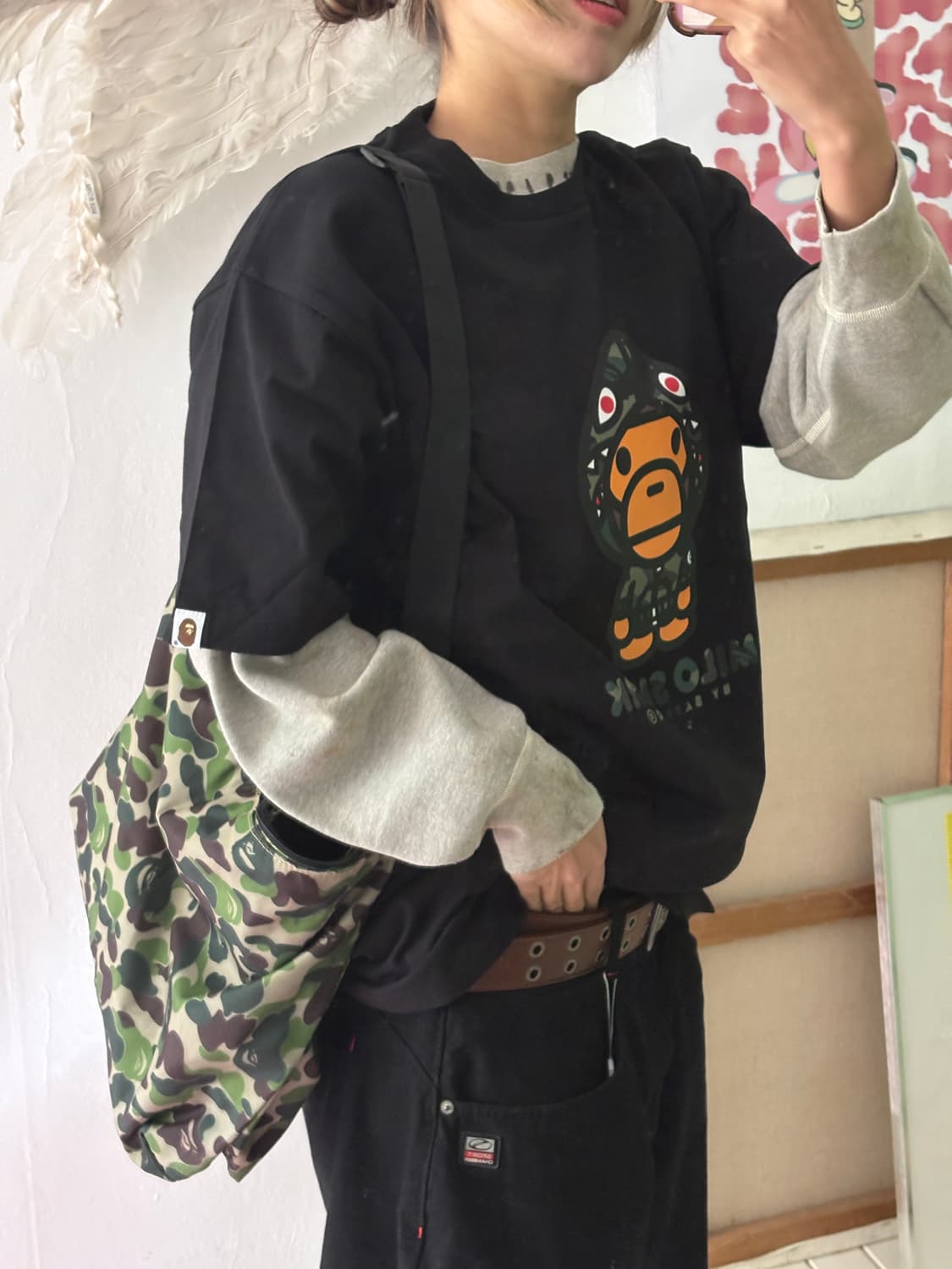 베이프 마일로 샤크 티 상품이미지4