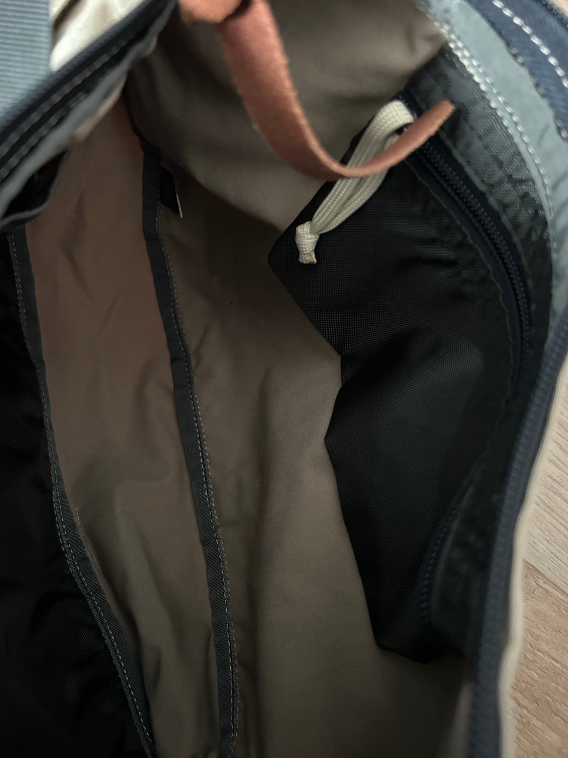 그레고리 사첼백 베이지 상품이미지3