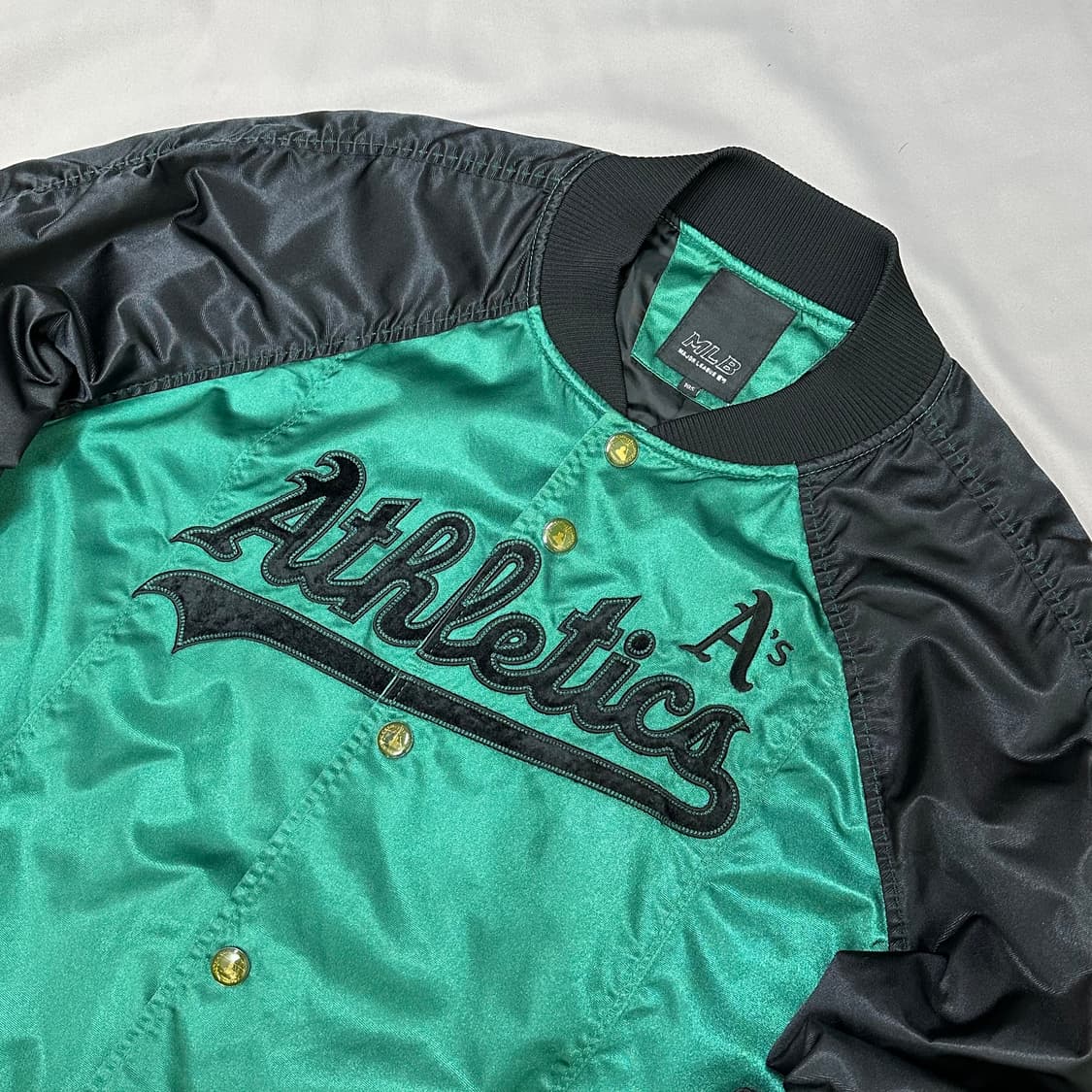 MLB 00s 올드스쿨 애슬레틱스 새틴 야구점퍼 105 상품이미지4