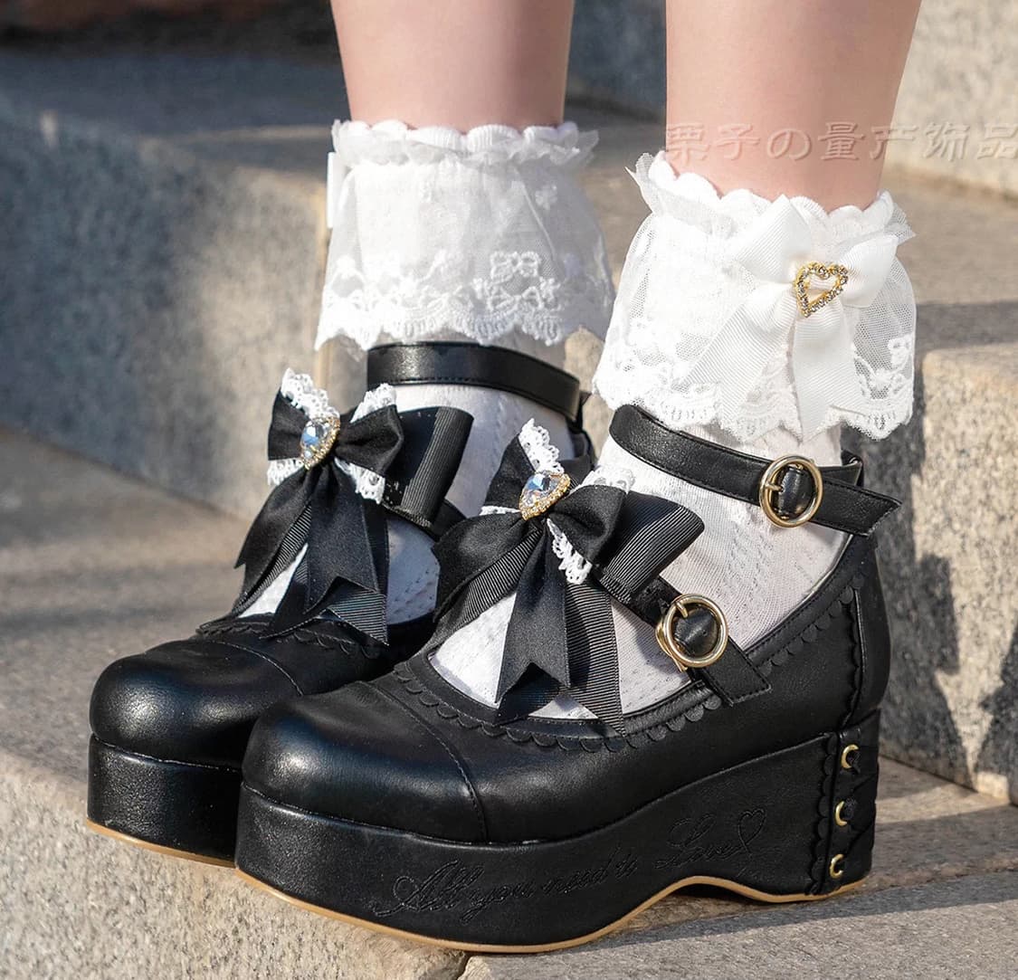 양산형 지뢰계 미즈이로 하늘색 리본 오프숄더 레이스 시스루 블라우스 상품이미지2