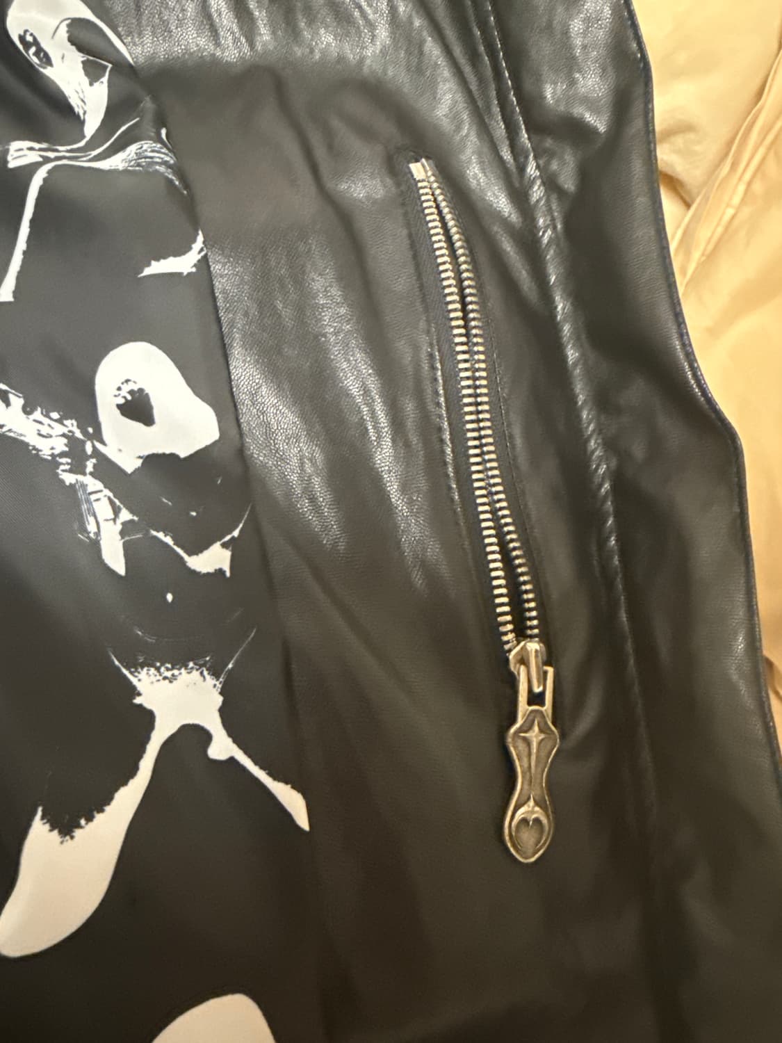 떠그클럽 레더패딩2사이즈 상품이미지4