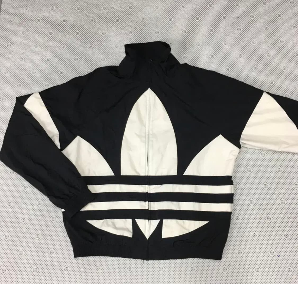 아디다스오리지널 빅트레포일 바람막이 상품이미지1