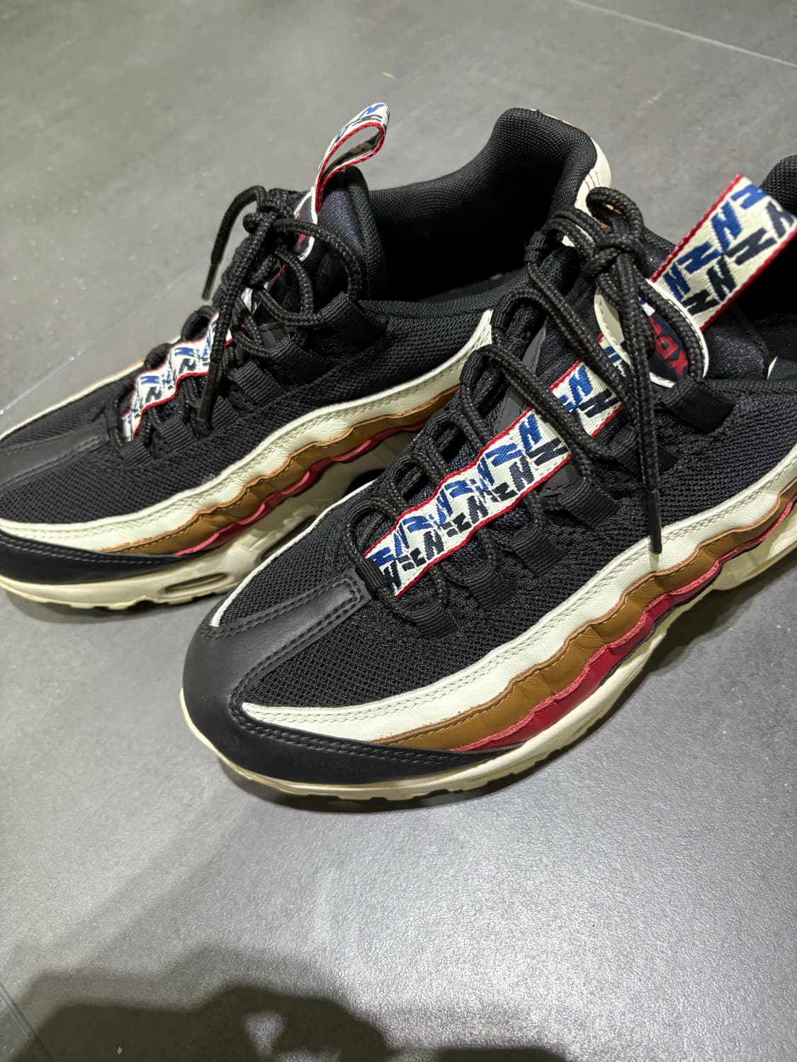 나이키에어맥스95 풀탭 265 판매합니다 상품이미지1