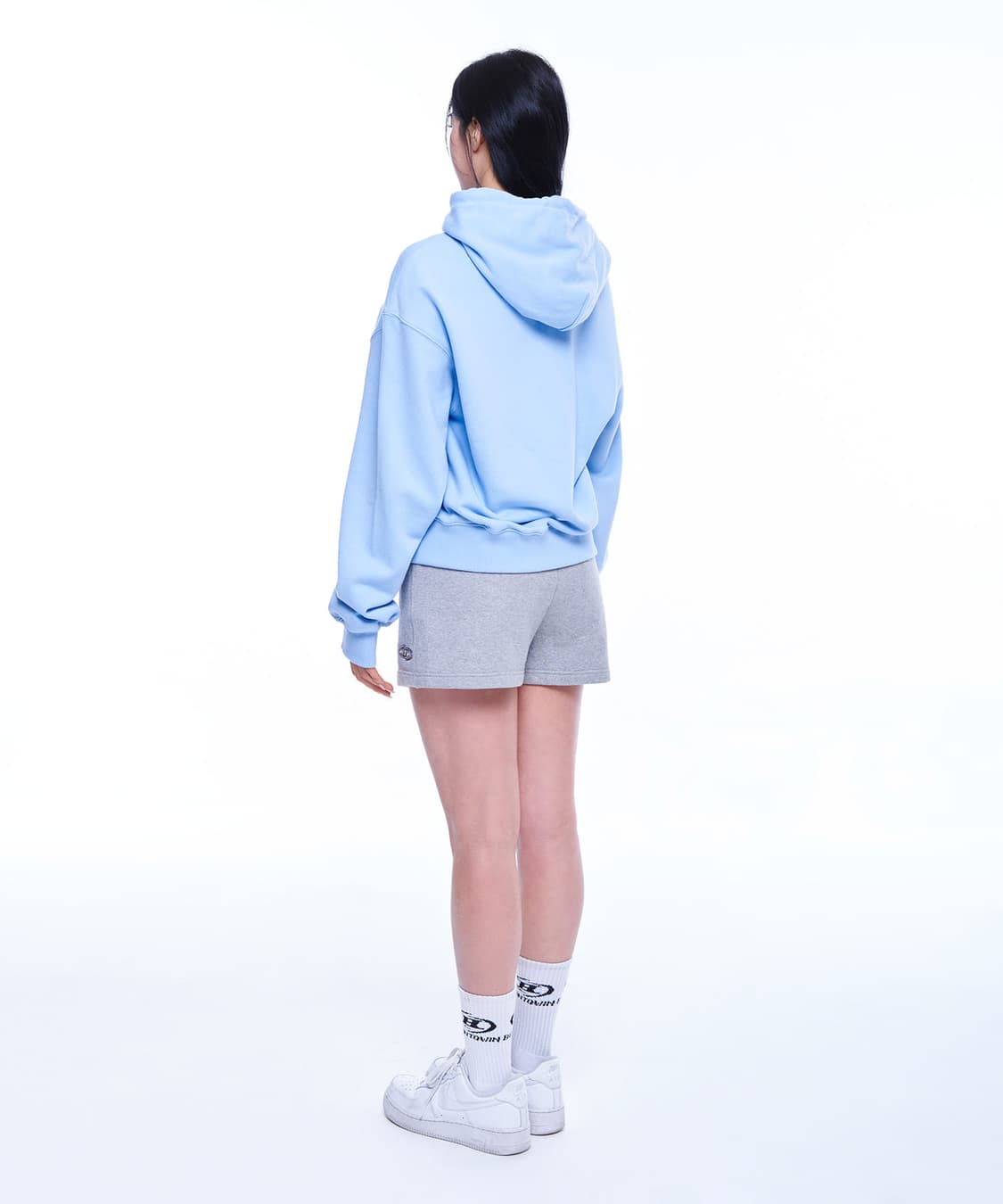 (1) 본투윈 CHROME B LOGO SHORTS 상품이미지4