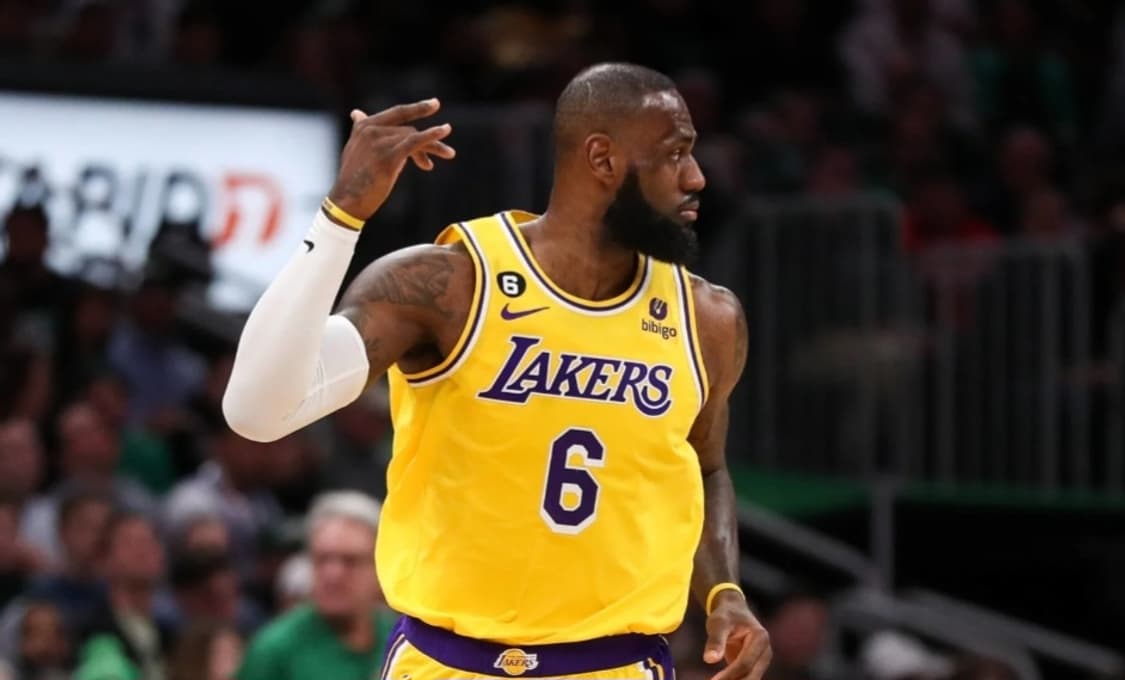 Lebron James 1/6 'LA Lakers Away Jersey' 상품이미지2