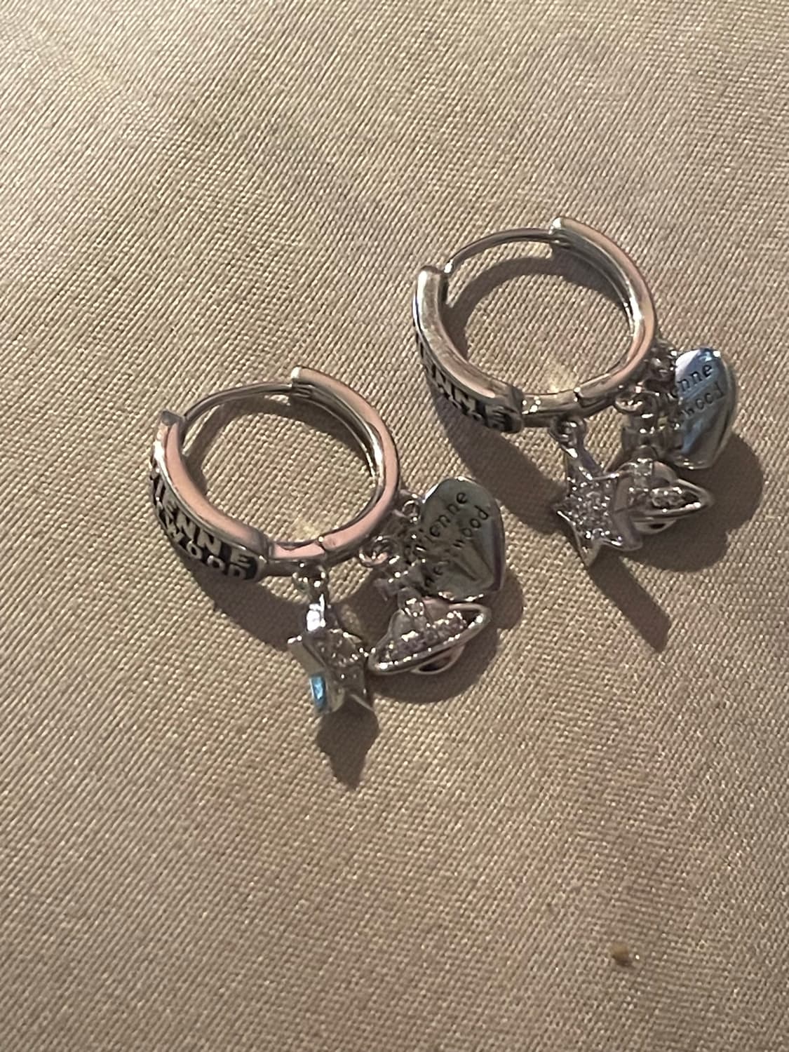 비비안웨스트우드 빈티지 뱅글 복각형 이어링 상품이미지2