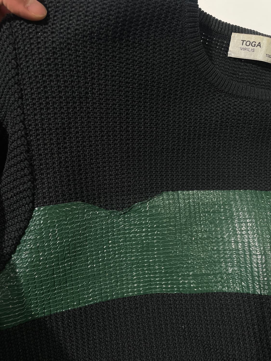 토가 비릴리스 블랙 아세테이트 그린 패널 와플 니트 상품이미지10