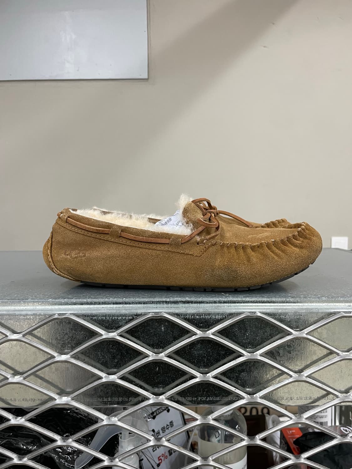 어그 다코타 양털 모카신 270 상품이미지4