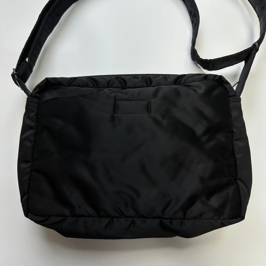 PORTER TANKER SHOULDER BAG (L) 포터 탱커 숄더백 상품이미지10