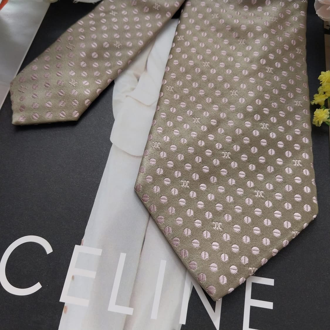 셀린느 실크 트리오페 로고 패턴 넥타이 8.5cm A+등급 K1301
 상품이미지4