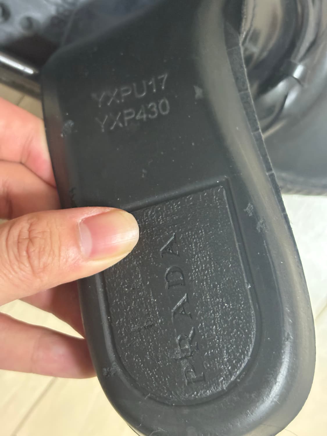 프라다 셔링 드라이빙슈즈 로퍼 uk8 상품이미지8