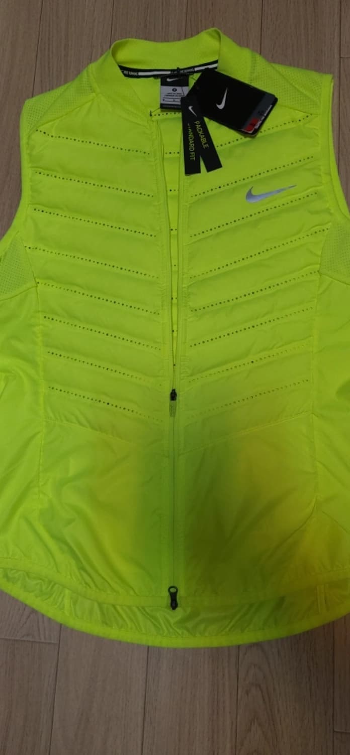 새상품M)나이키 우먼스 에어로로프트 베스트 조끼 상품이미지6