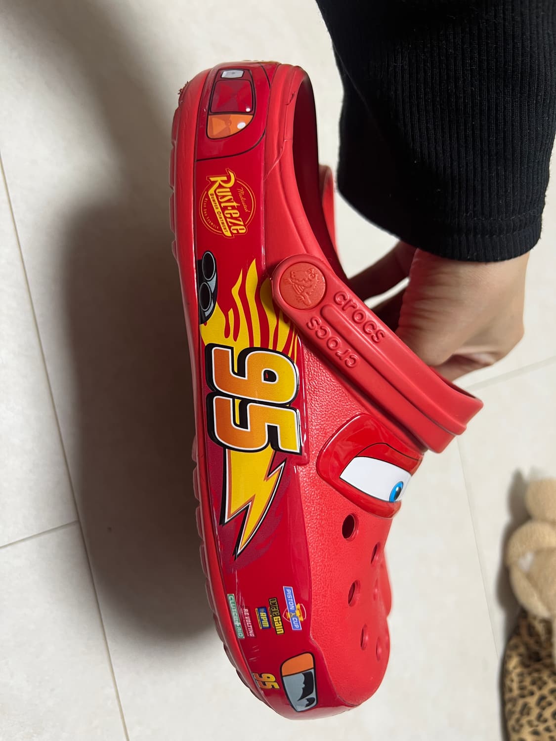 크록스 x 카 클래식 클로그 라이트닝 맥퀸 상품이미지4