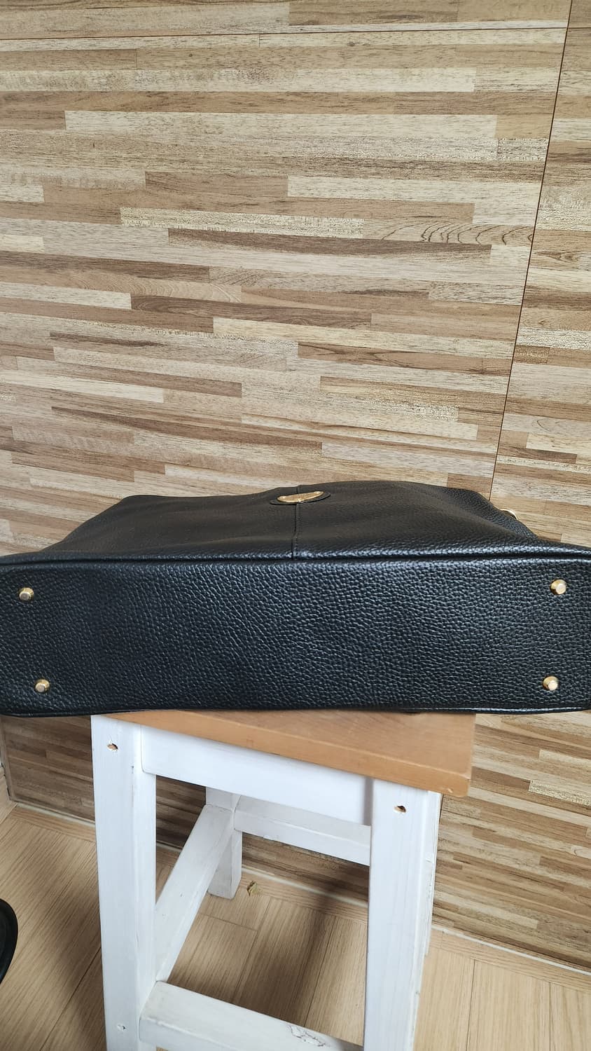 ATAO 브랜드의 블랙 가죽 가방 상품이미지3