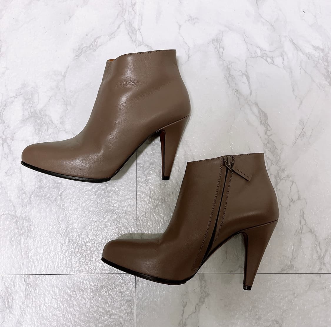 발렌시아가 가죽 앵클부츠  상품이미지2