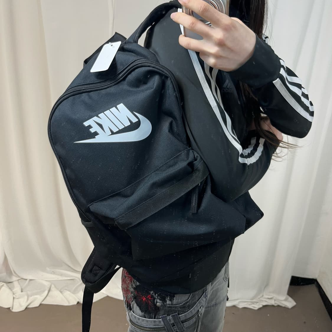 Nike black backpack 상품이미지3