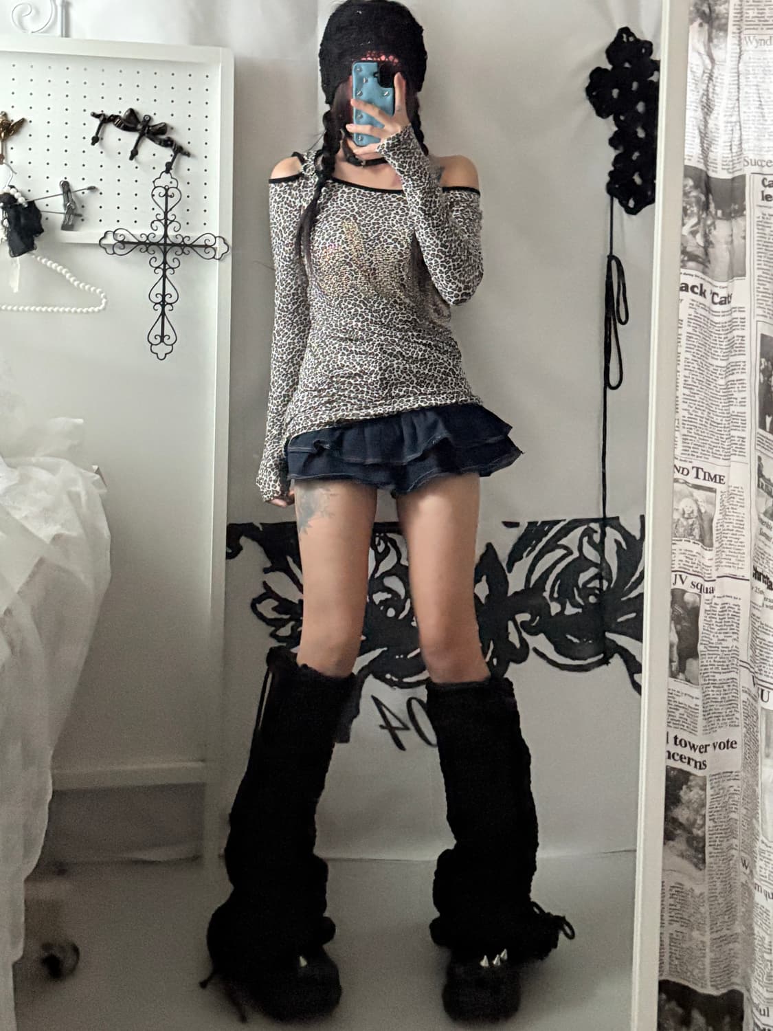 • Leopard Off-Shoulder Long Sleeve 상품이미지6