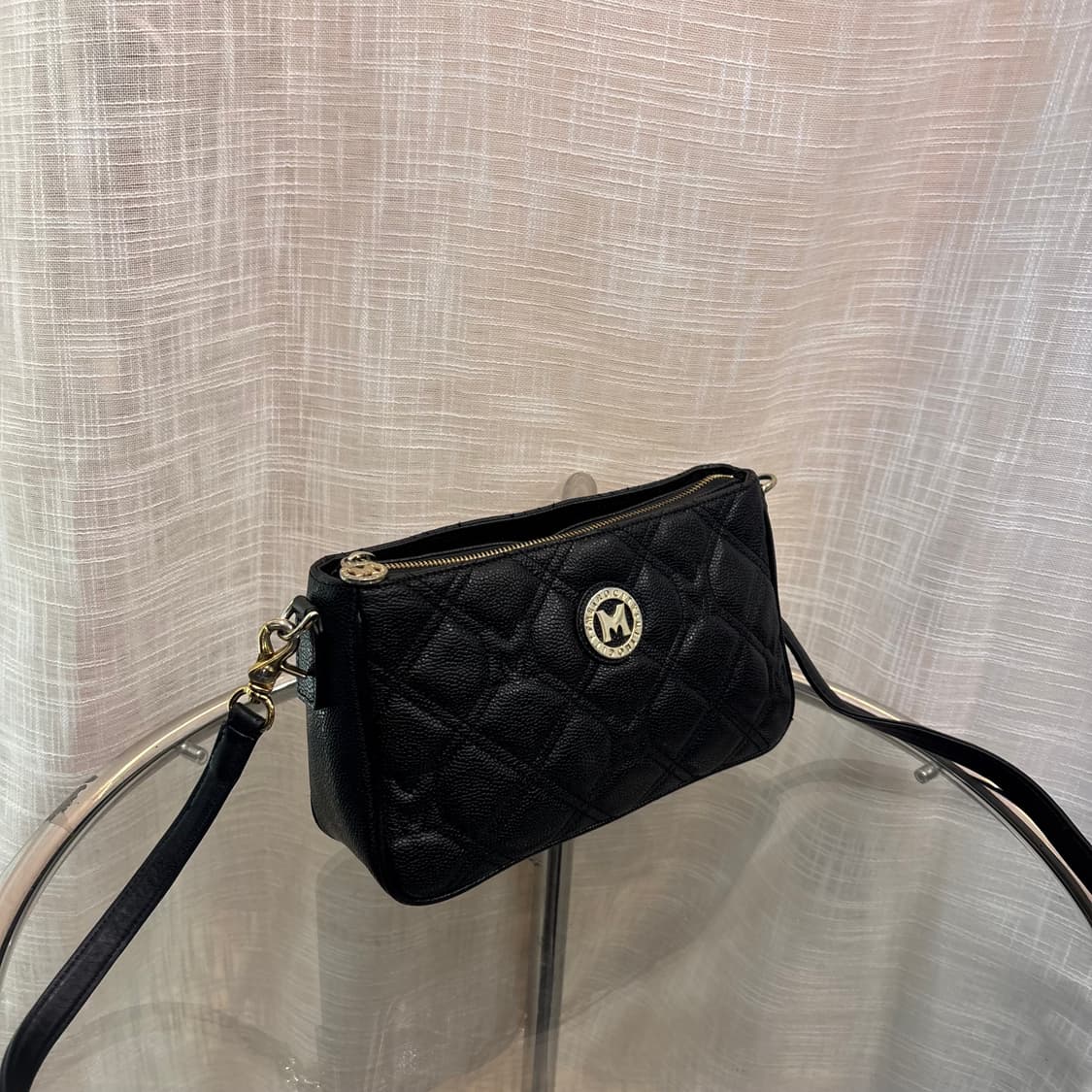 정품 메트로시티 퀄팅 크로스백     상품이미지3