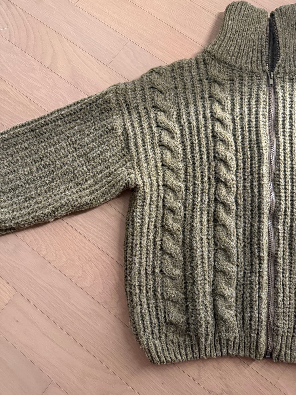 니트집업 상품이미지2