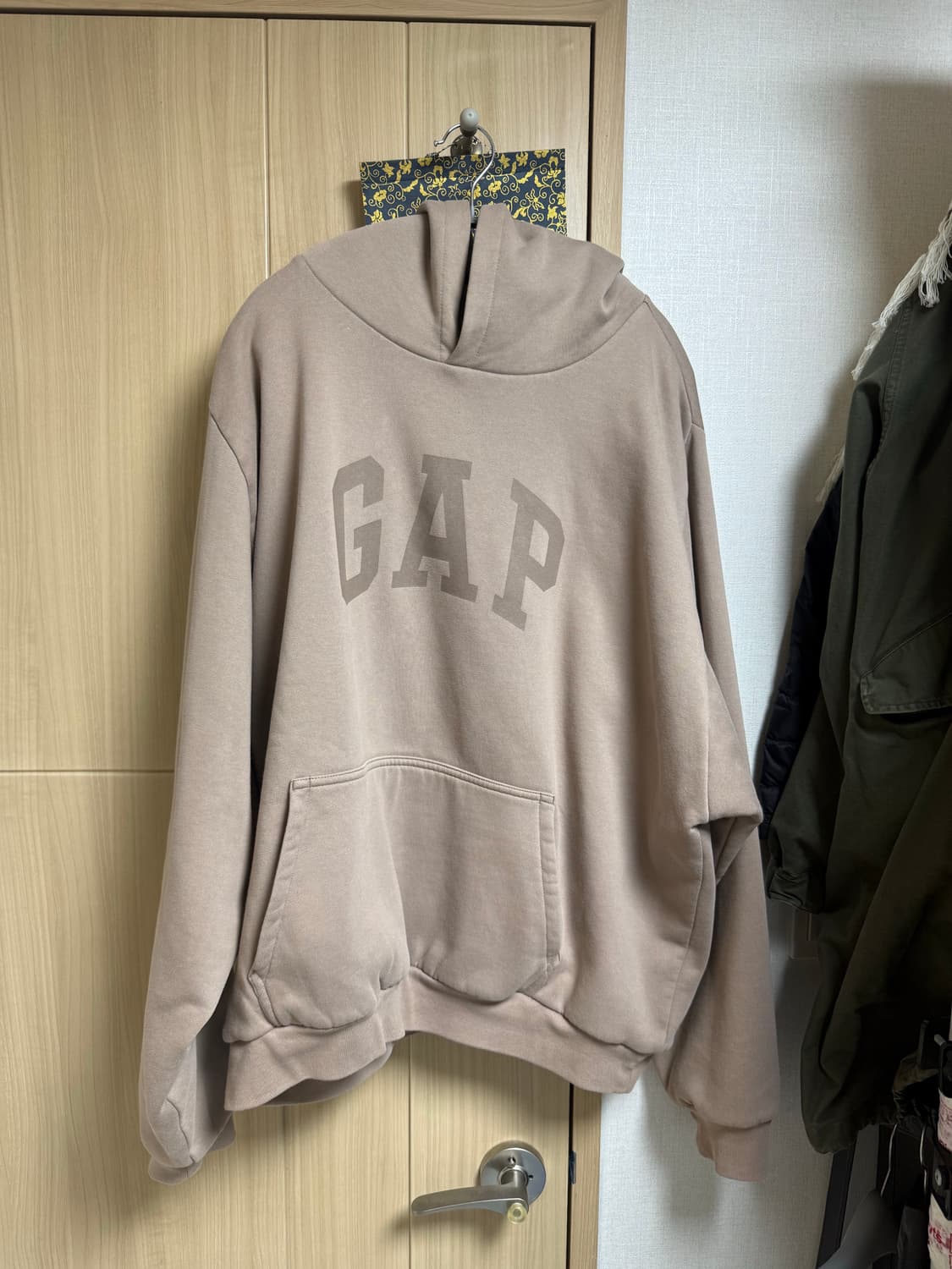 [XXL] 이지 갭 도브 슈렁큰 후드 베이지 상품이미지1