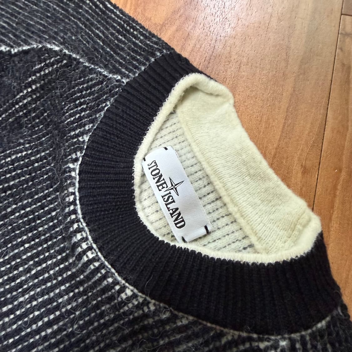 [XL] 스톤아일랜드 리버시블 한정판 니트 상품이미지3