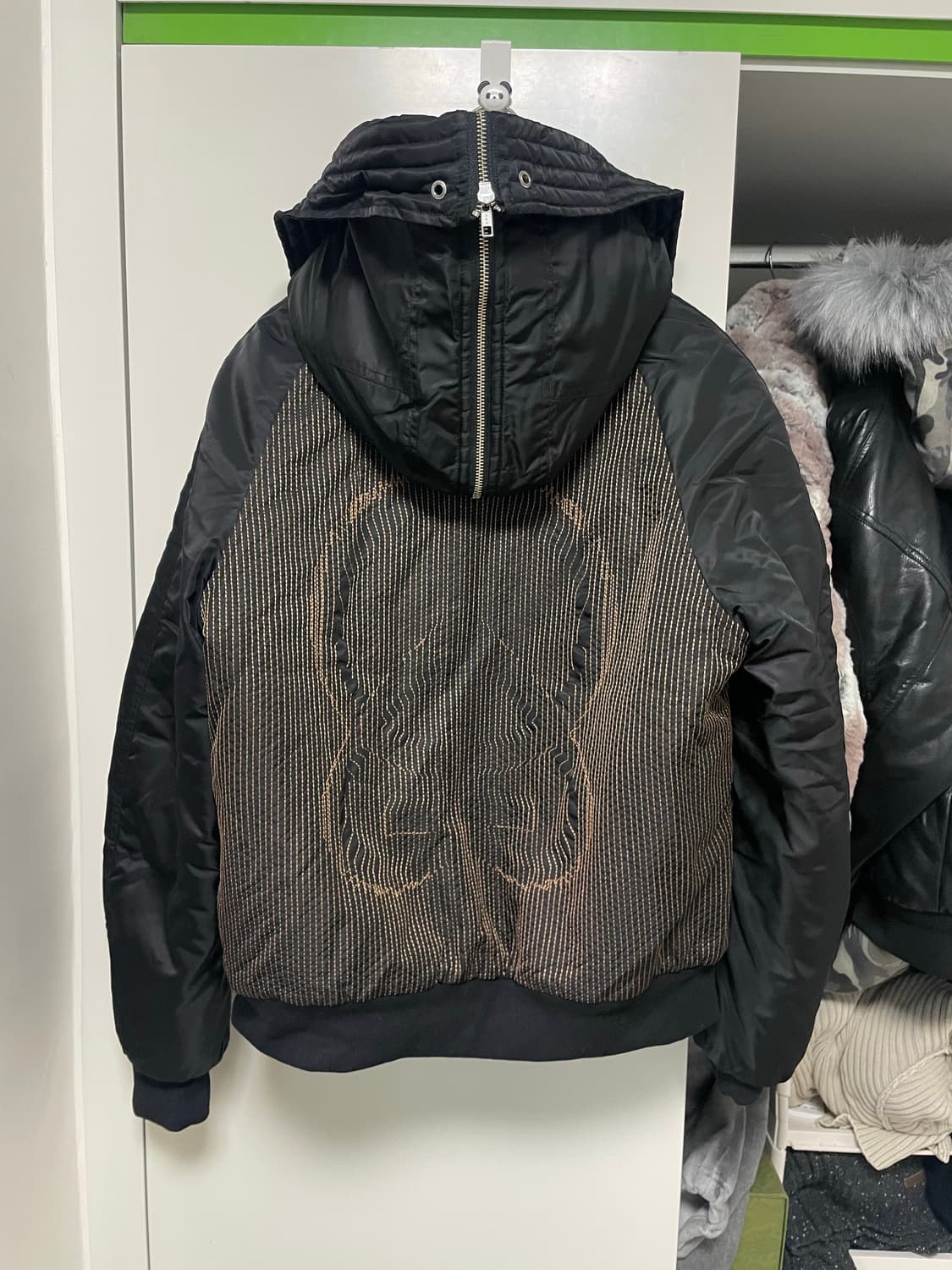 비엑세스 N-2B 패딩 M 상품이미지1