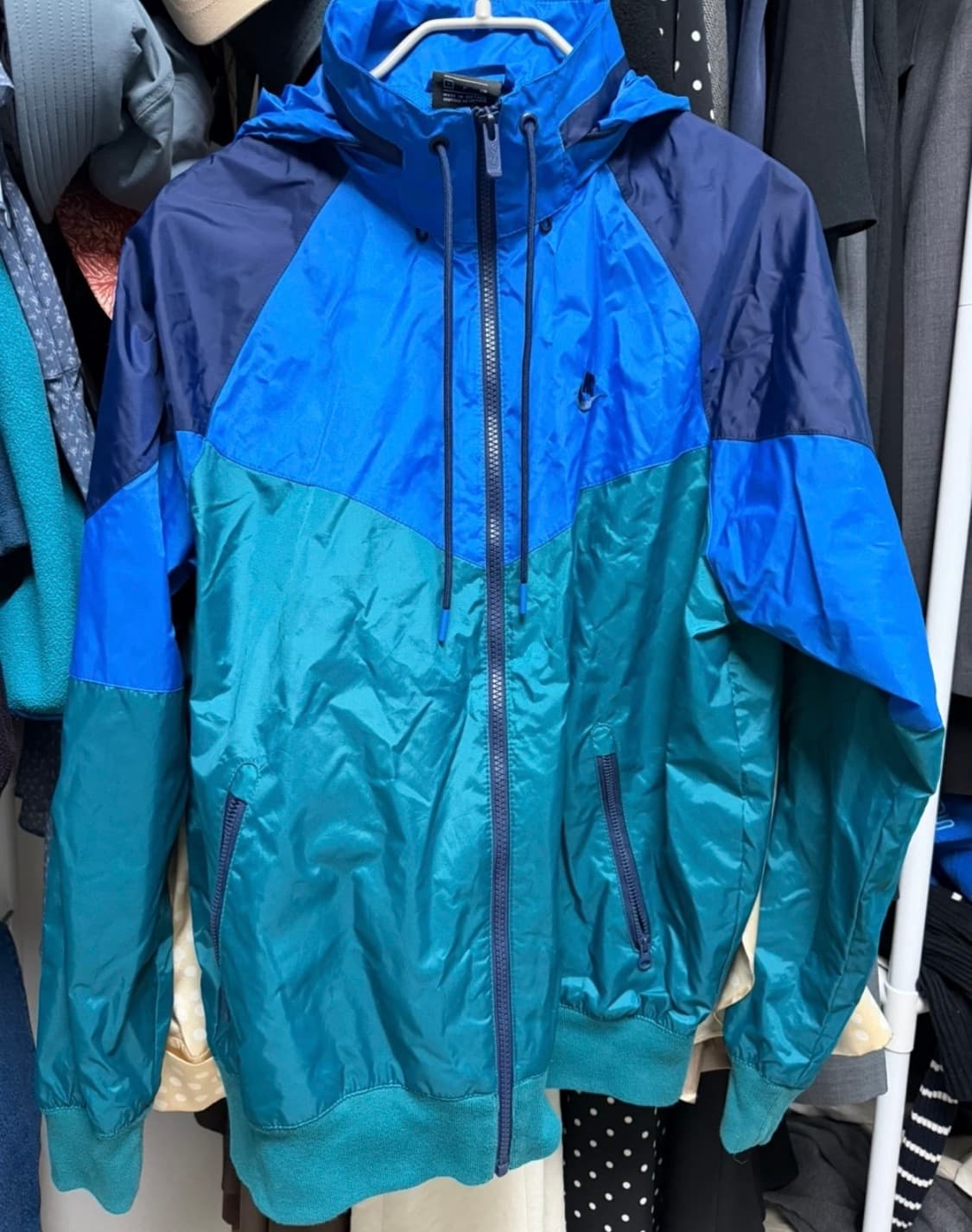 나이키 바람막이 상품이미지1