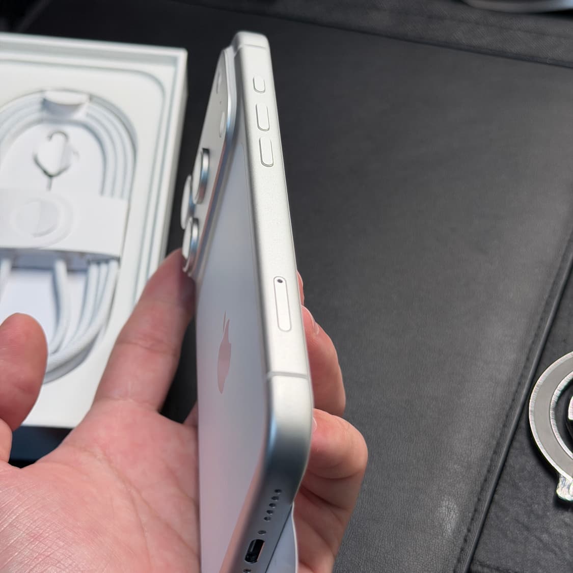 아이폰 17 프로 256GB 실버 풀박스 자급제 상품이미지4