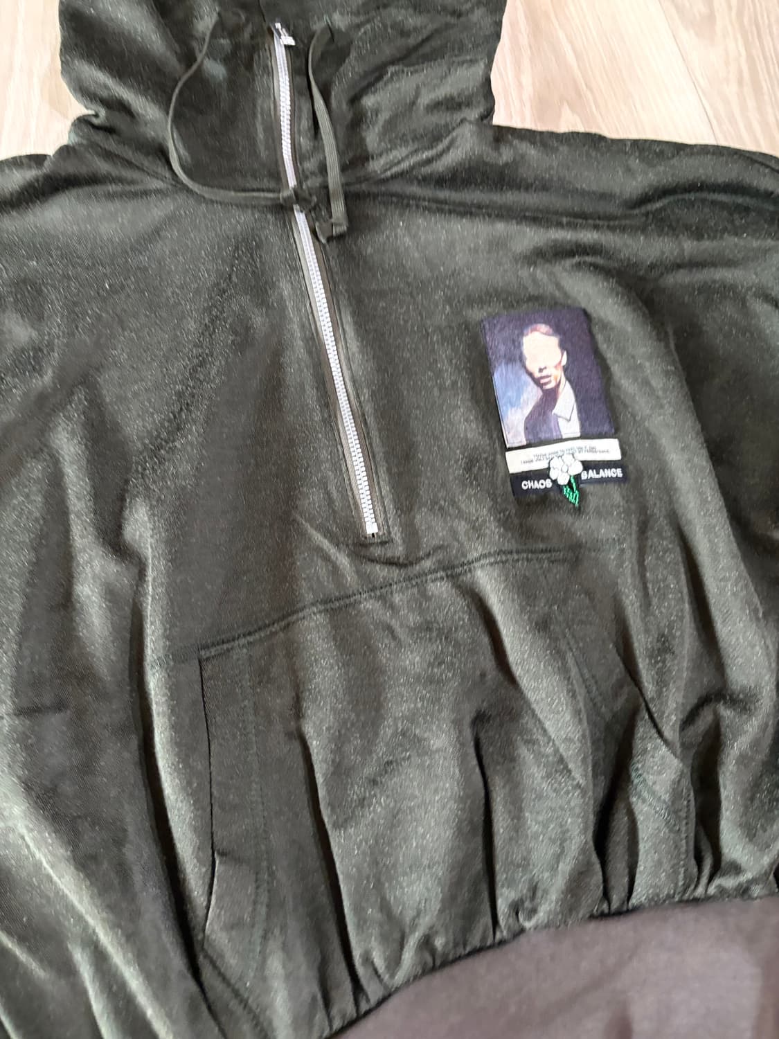 언더커버 25ss 하프집업 후디 카키 상품이미지3